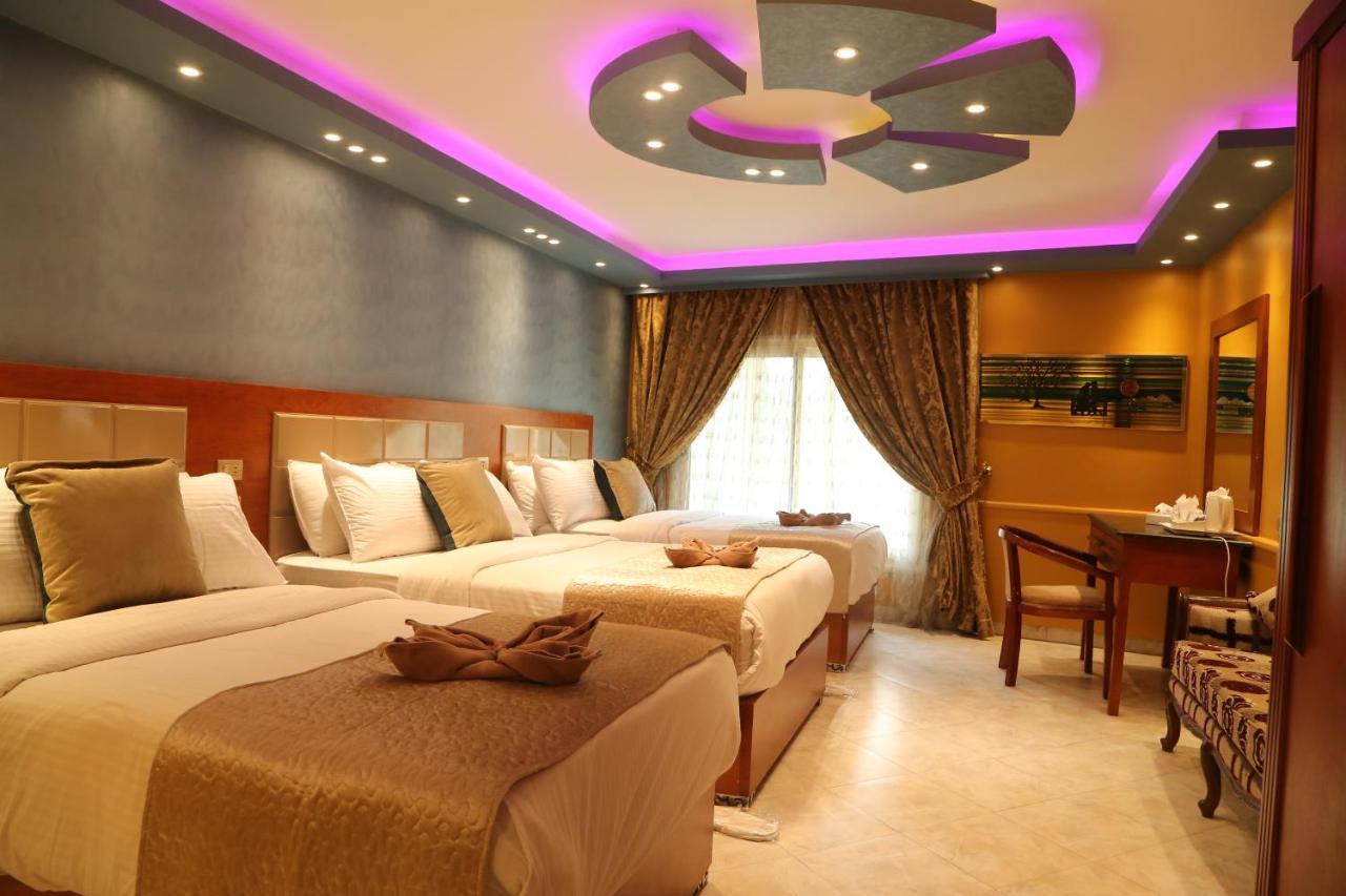 Grand Nile Royal Hotel At Nile Plaza Cairo Exterior photo