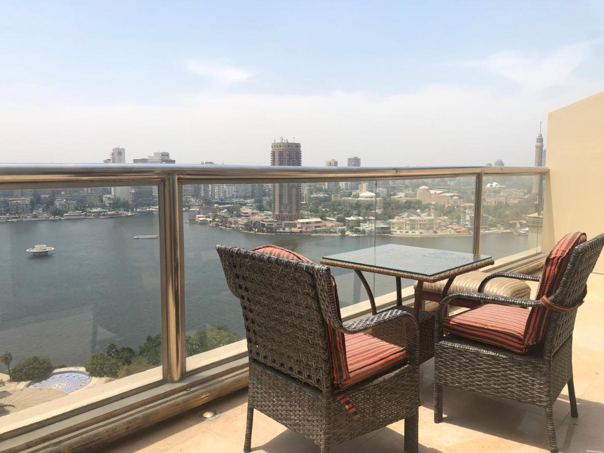 Grand Nile Royal Hotel At Nile Plaza Cairo Exterior photo